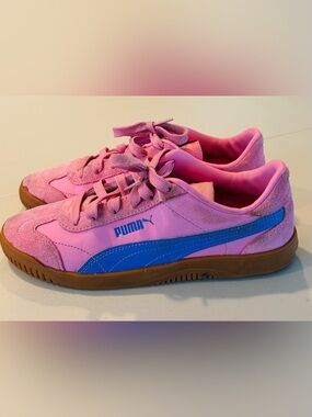 Puma | Ladies Club 5v5 suede sneakers. Size: 6